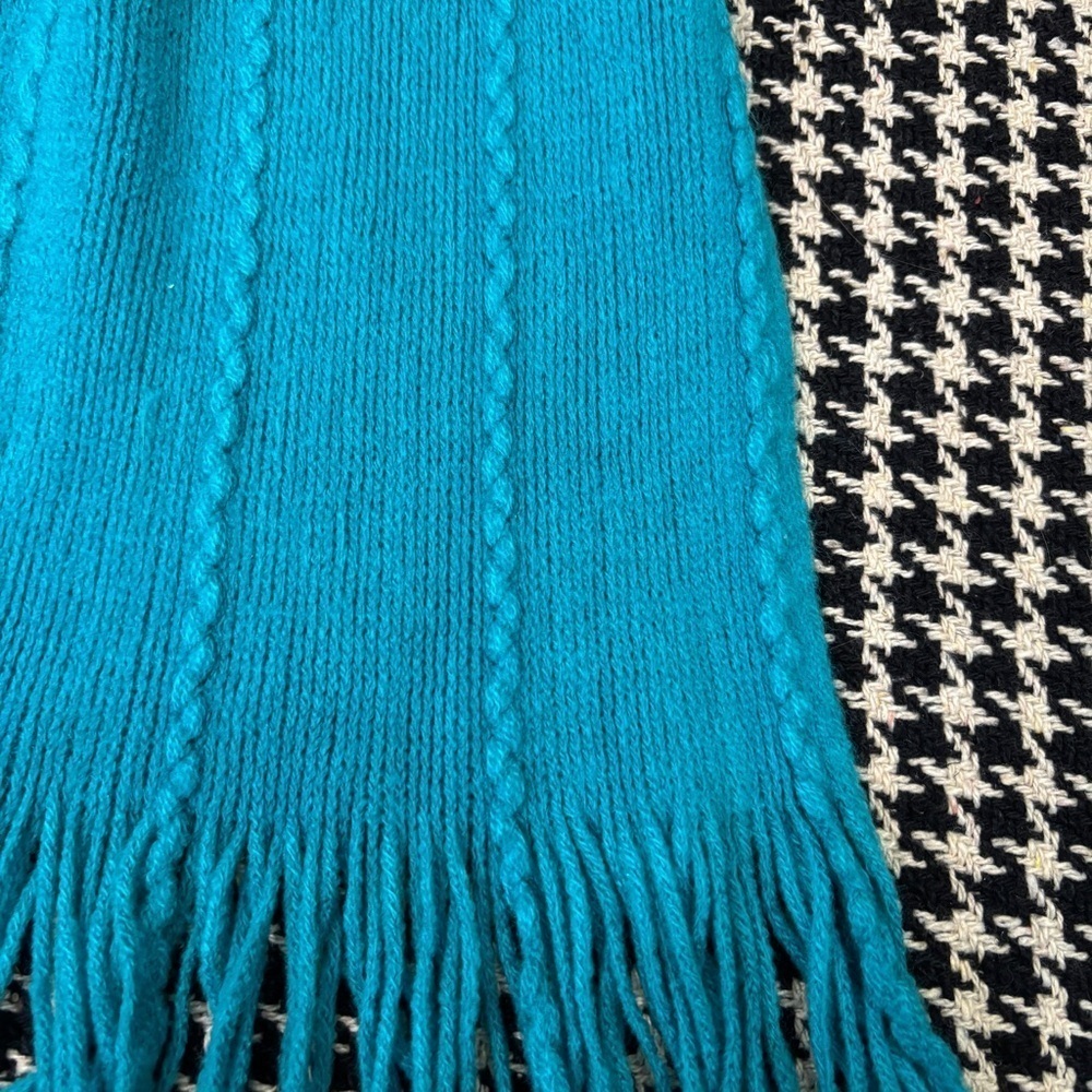 Scarf Bundle - Picture 4 of 11